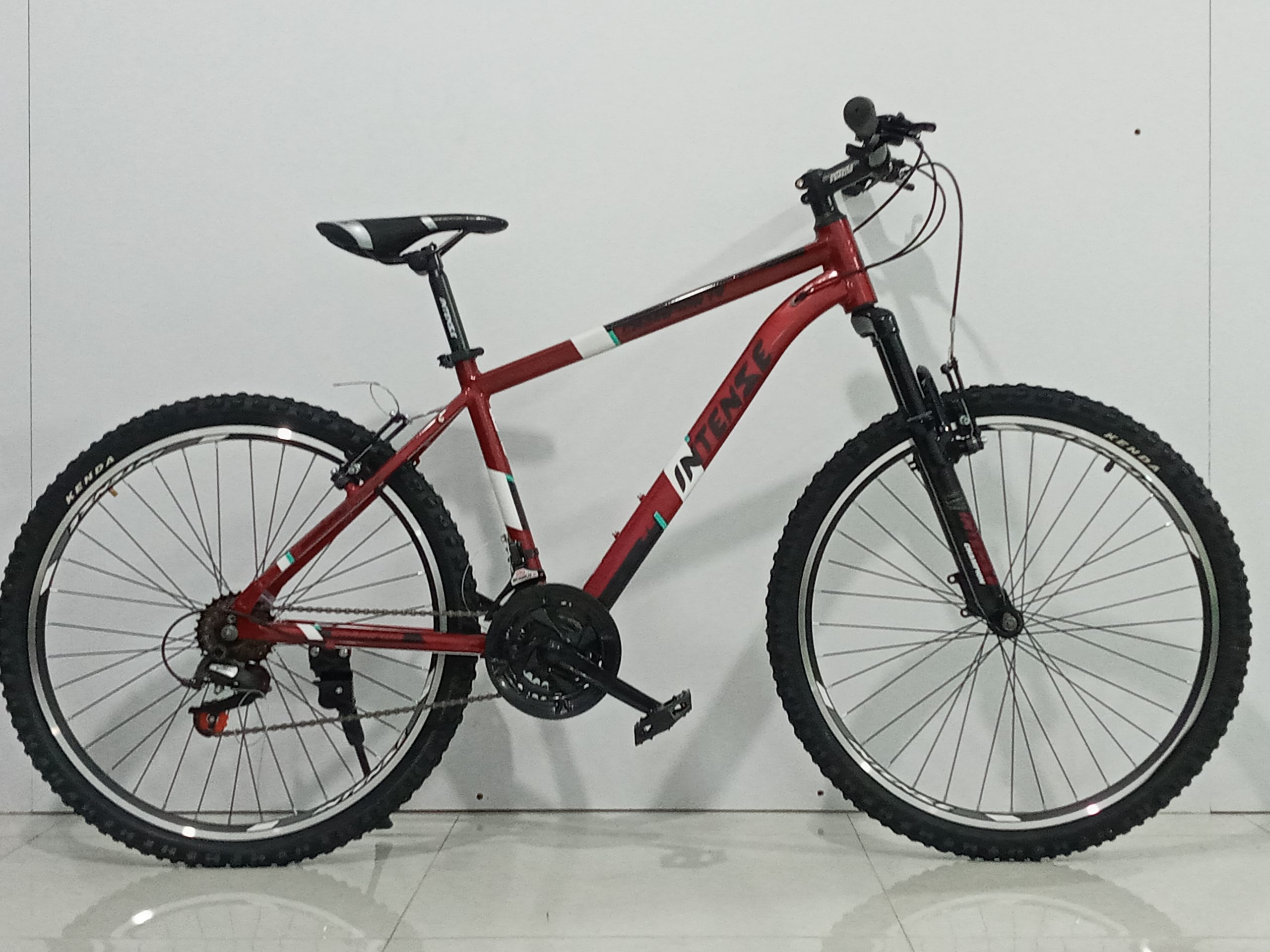 IMG_۲۰۲۲۰۴۱۷_۰۰۲۷۳۶ دوچرخه سایز 26 اینتنس چمپیون - Image 1