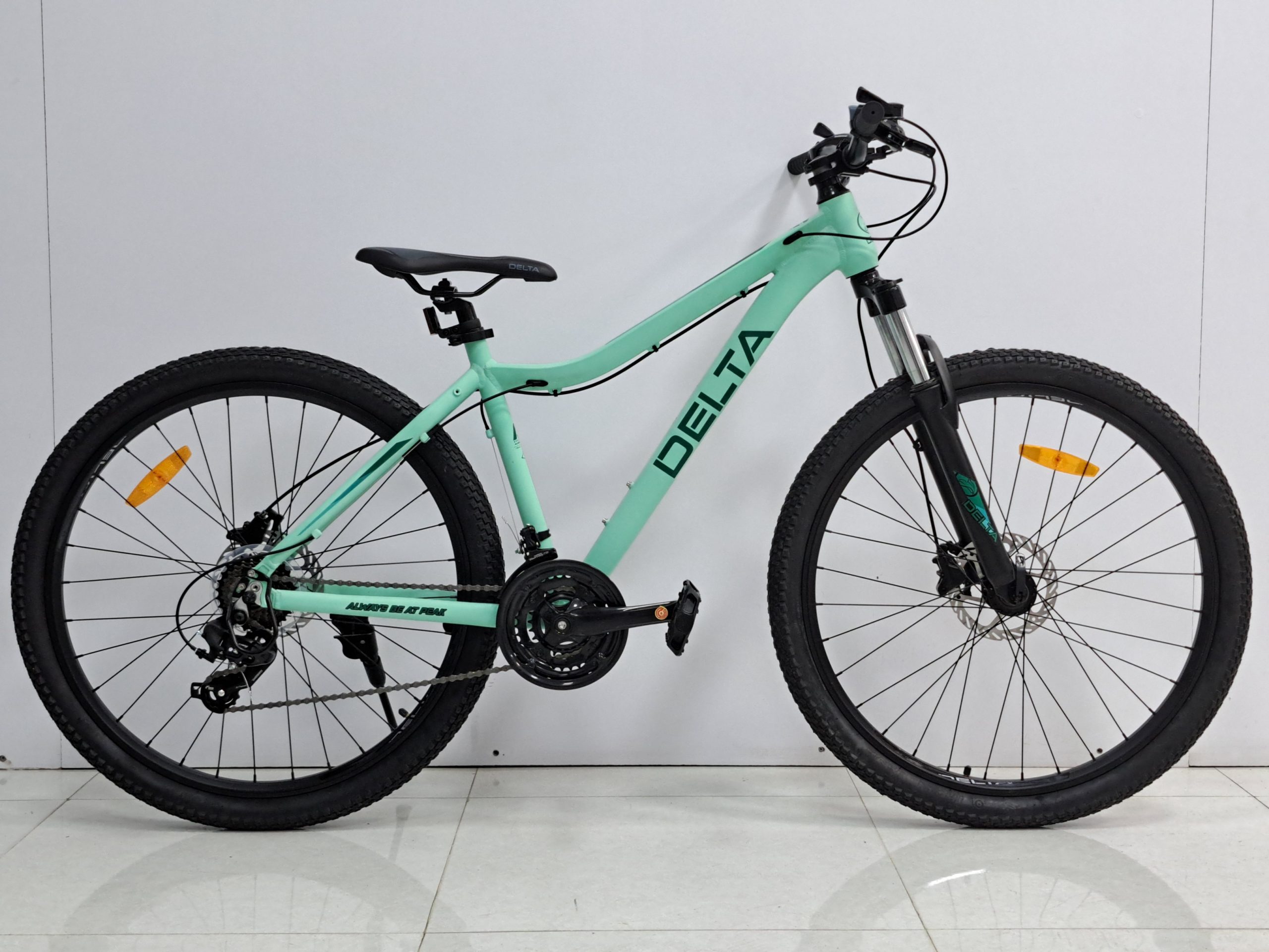 ۲۰۲۳۰۴۱۳_۰۰۰۴۰۳ دوچرخه سایز۲۶ DELTA تمام آلمینیوم ترمزهیدرولیکی - Image 1